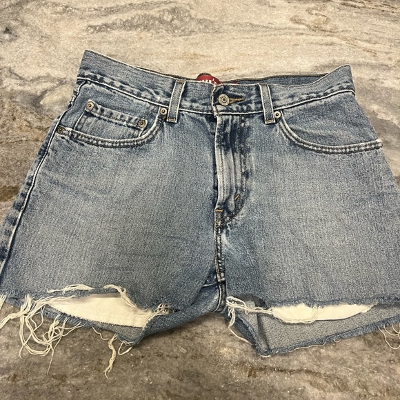 Levi’s 501 Jean shorts - Picture 1 of 3